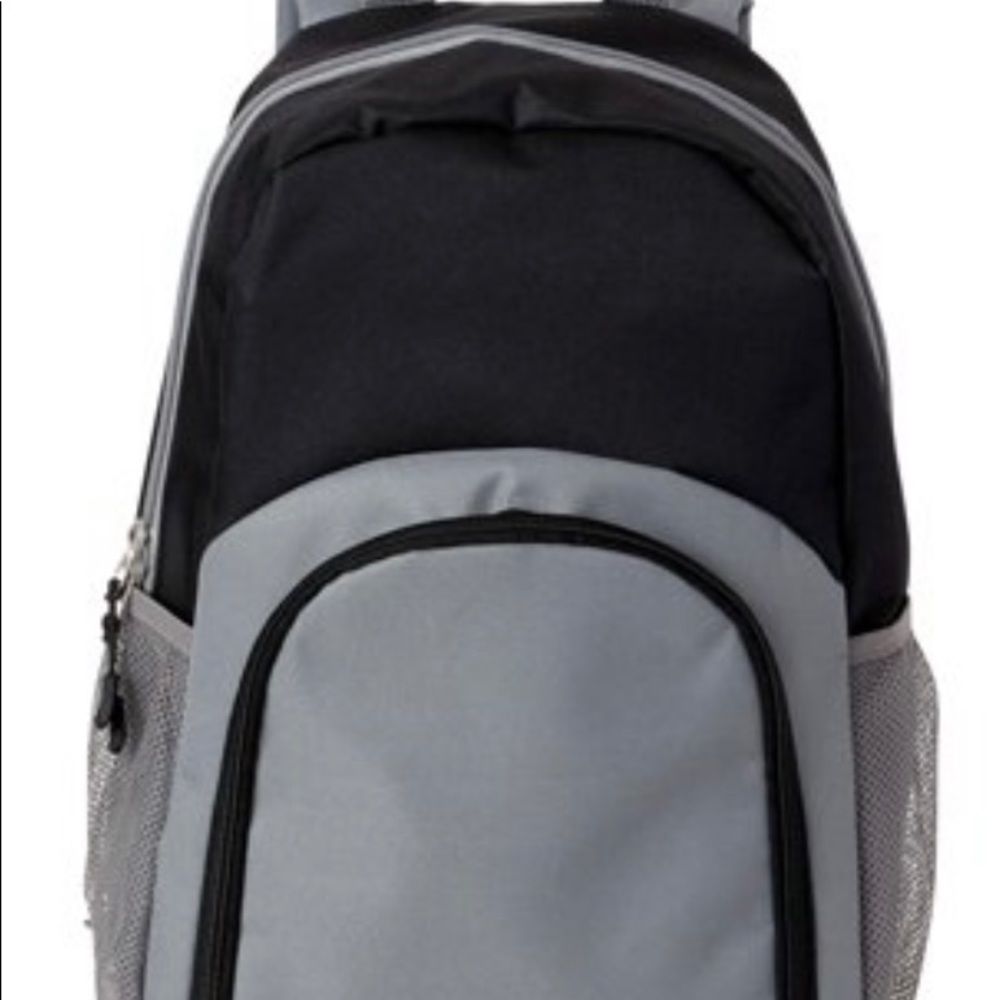 backpack 🎒 - Picture 4 of 4